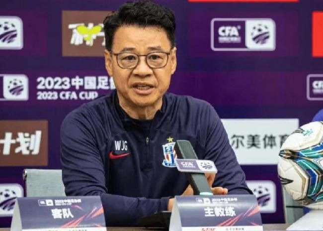 今天我们非常荣幸采访到大蛇背后的男人林珍钊，他是《大蛇》系列电影的导演，中国怪兽类型网络电影第一人